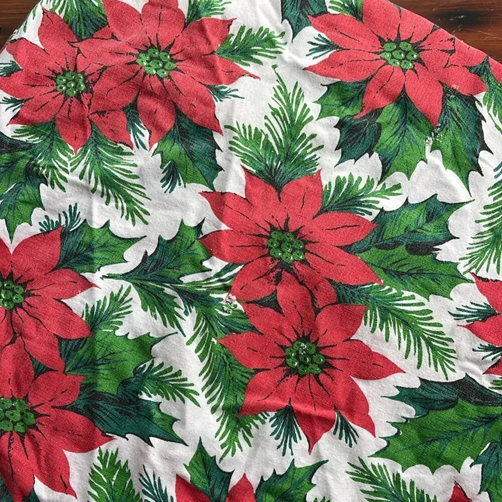 Vintage MCM Poinsettia print fringe hem oval Christmas holiday tablecloth